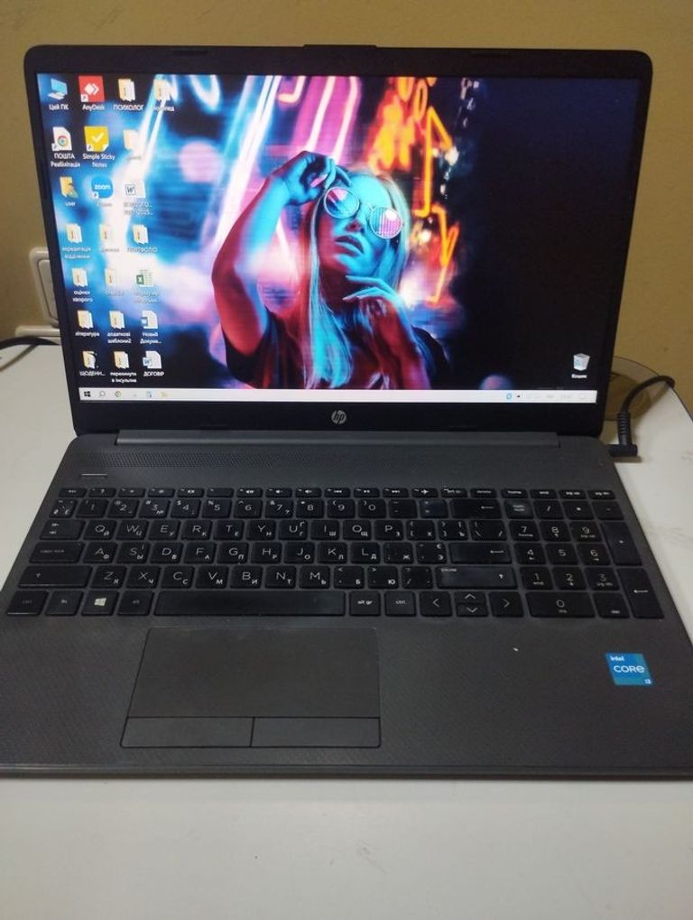 Купить Hp 15/core i3-1115g4 ddr4/8gb ddr4/hdd *відсутній/ssd 256 gb/*інтегрована Б/У