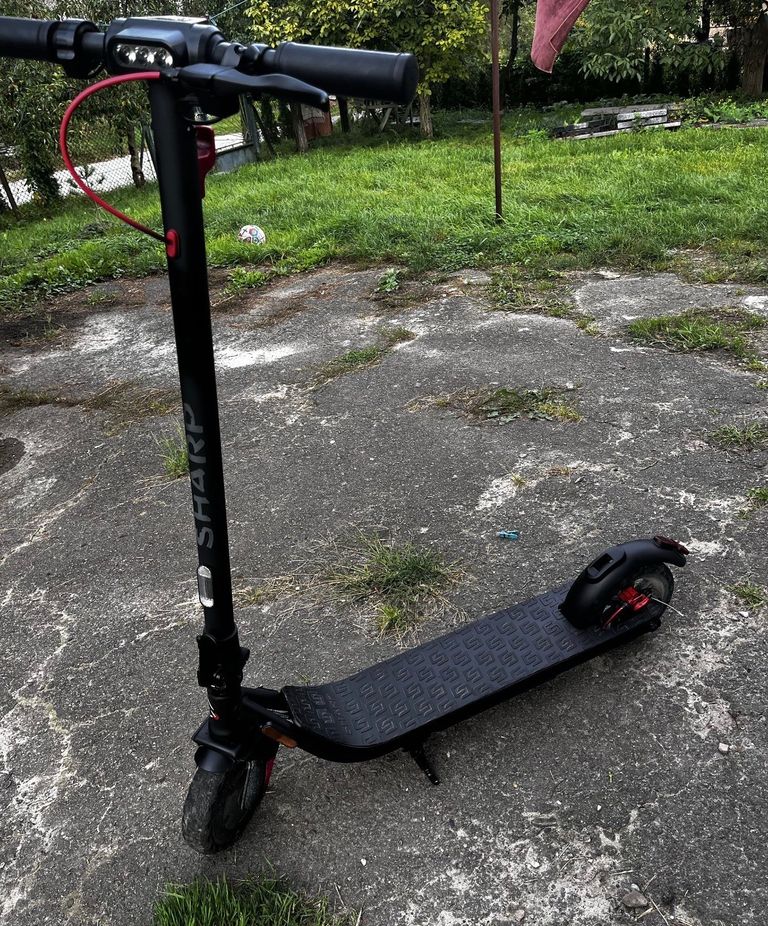 Купити Sharp Electric Scooter (EM-KS1AEU-B) Б/У