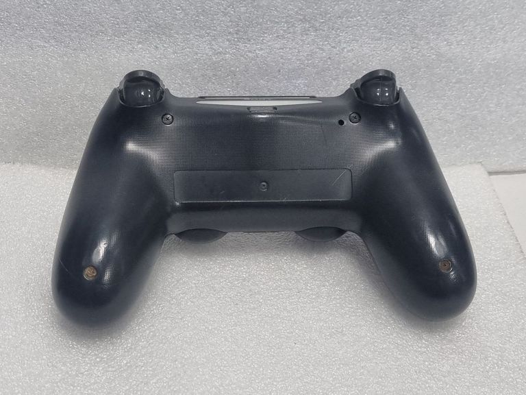 Объявление Sony PS4 DualShock 4 Wireless Controller Б/У