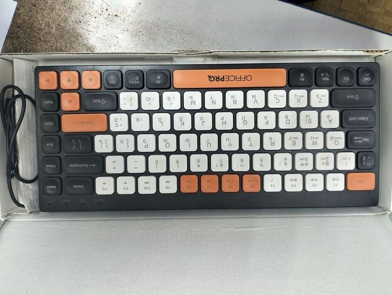 Купить Officepro SK955B Б/У