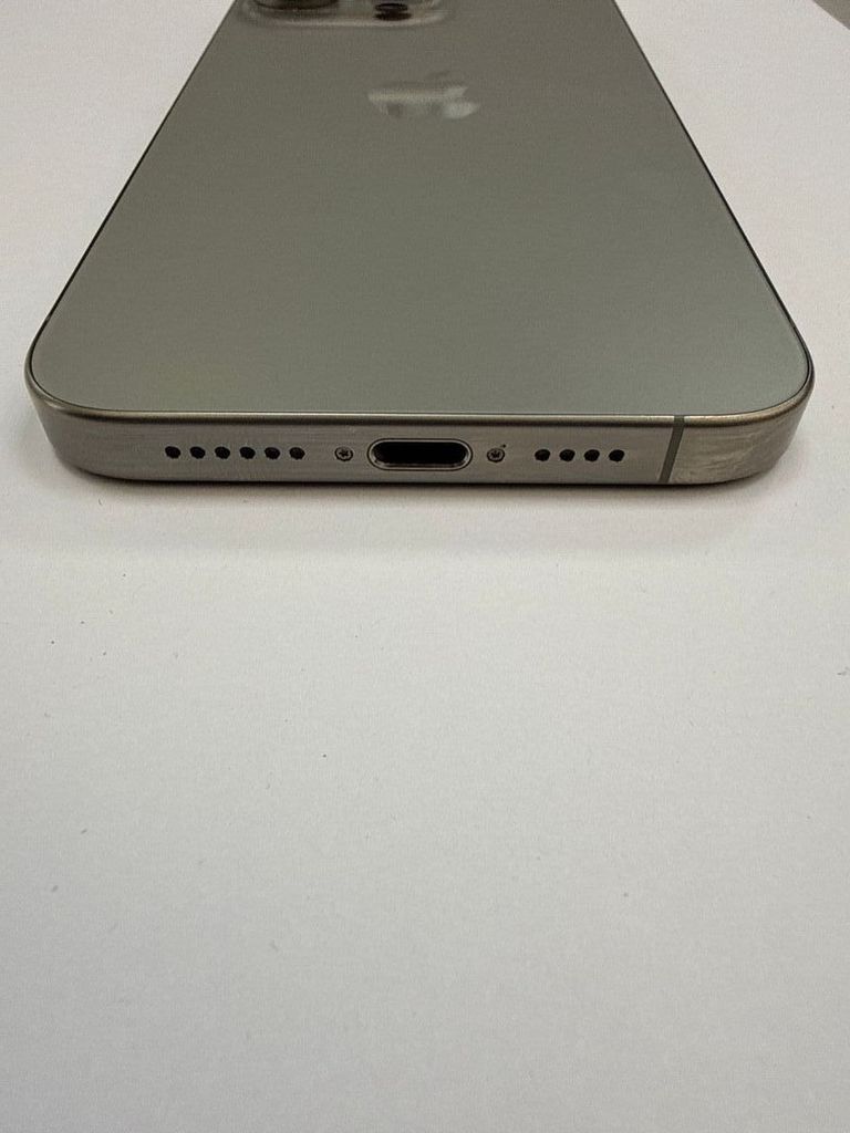 Розпродаж Apple iphone 15 pro max 256gb, продавець Техноскарб