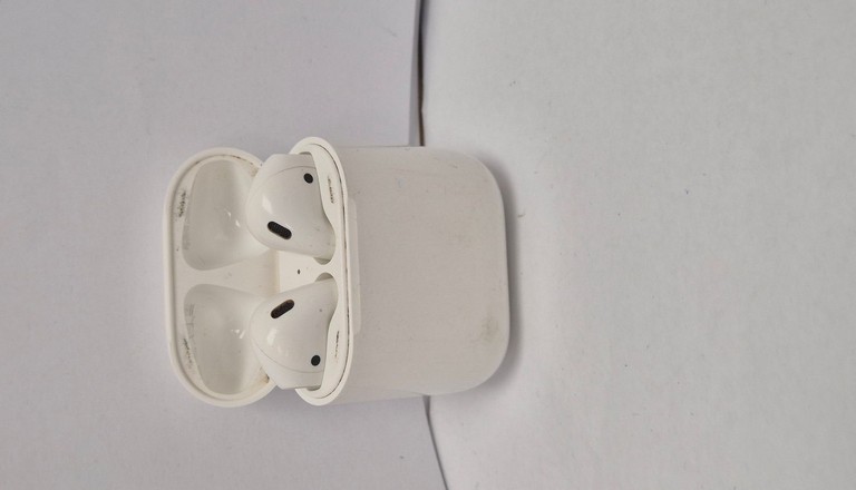 Купить Apple airpods 2nd generation a1602, a2031, a2032 Б/У
