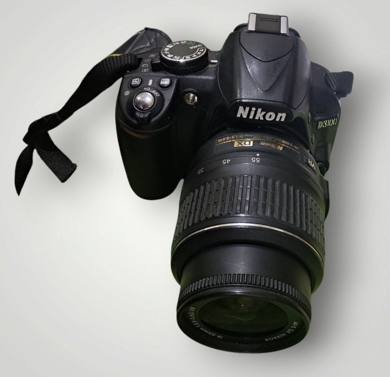 Розпродаж Nikon d3100 kit / af-s nikkor 18-55mm f:3,5-5,6g vr dx, продавець Техноскарб