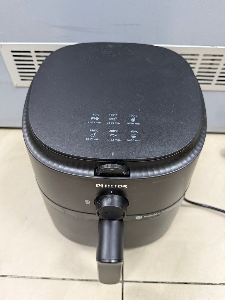 Дешиво Philips Series 1000 NA120/00 с ломбарда