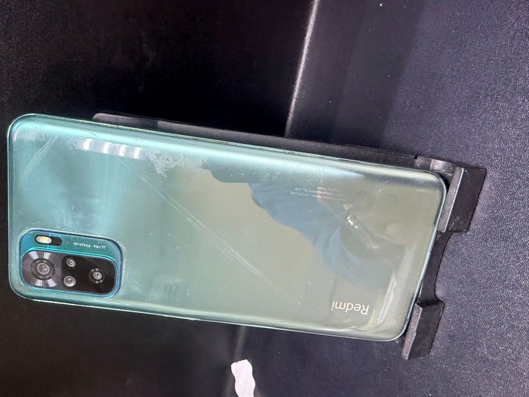 Купить Xiaomi redmi note 10 4/128gb Б/У