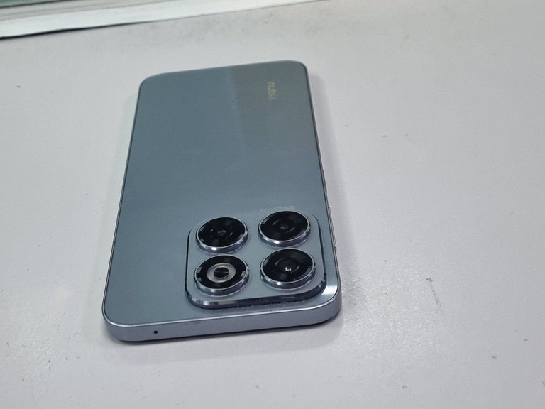Zte Nubia V70 8/256GB Gray Код:01-200947137. Изображение 10