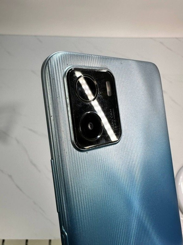 Vivo y15s 3/32gb Код:01-200950015. Зображення 7