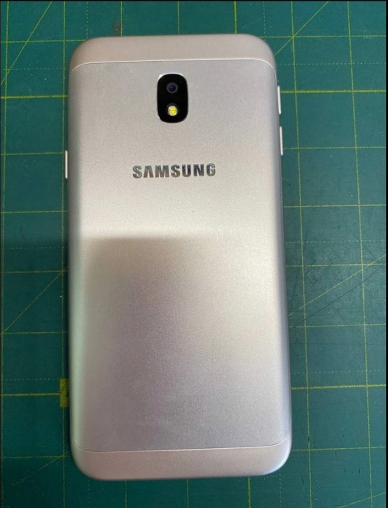 Купити Samsung Galaxy J3 2017 Duos Gold (SM-J330FZDD) Б/У