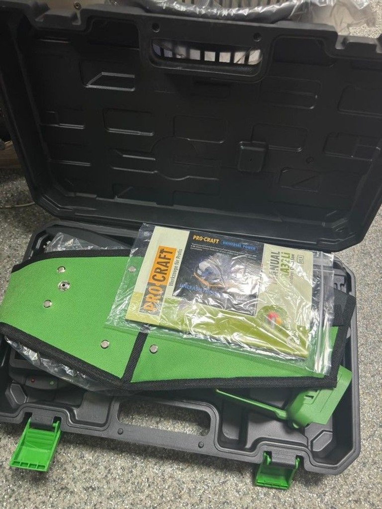 Купить Procraft PKA32Li + 1 АКБ Б/У