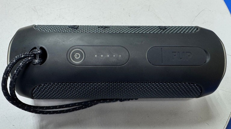 Оголошення Jbl flip essential 2 Б/У