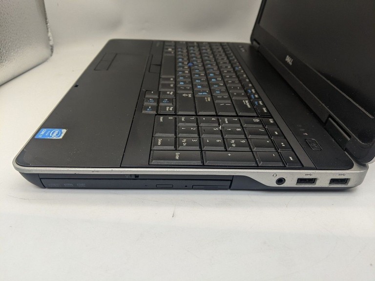 Розпродаж Dell 15/core i7 4810mq ddr3/8gb ddr3/hdd 250 gb/ssd *відсутній/*інтегрована, продавець Техноскарб