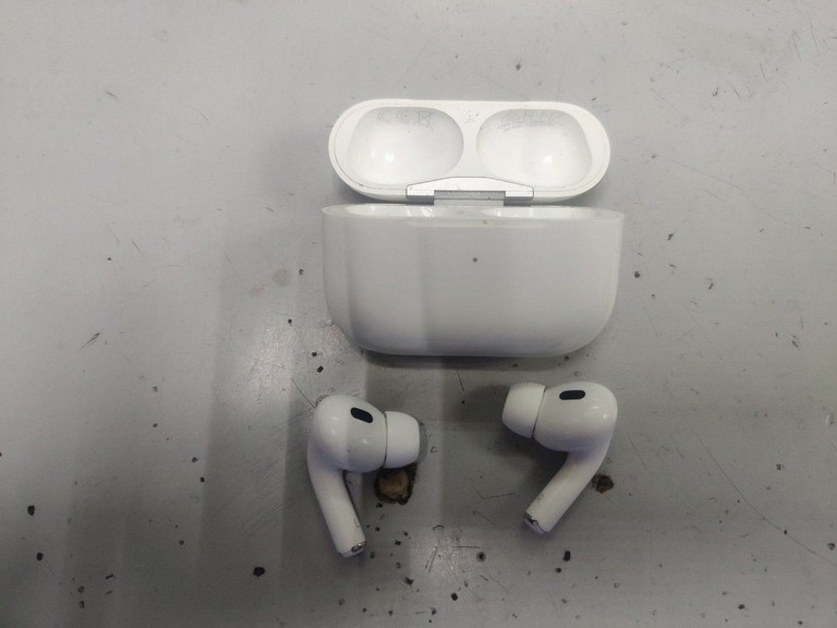 Оголошення Apple airpods pro 2nd generation with magsafe charging case usb-c Б/У