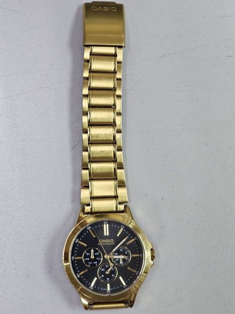 Дешиво Casio mtp-v300d с ломбарда