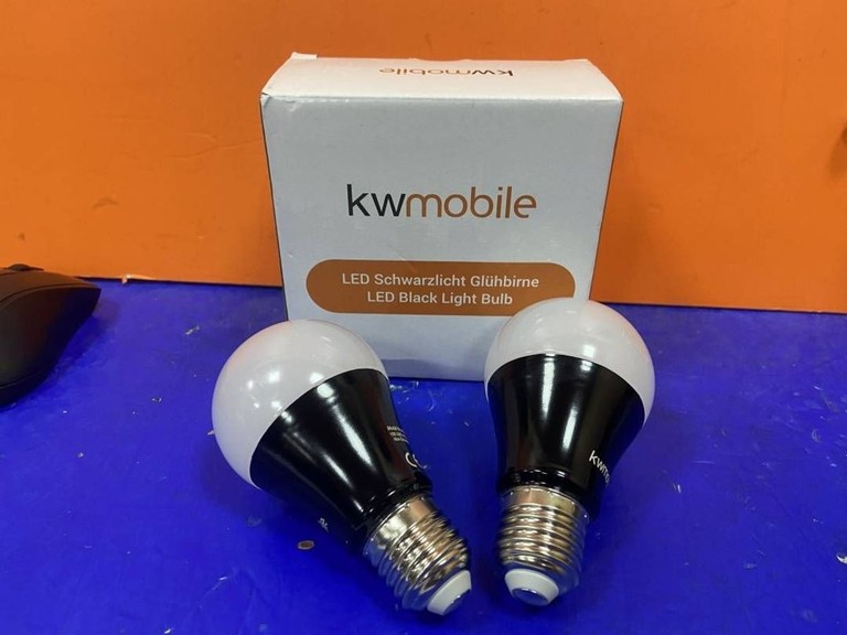Дешиво Kwmmobile e27 с ломбарда