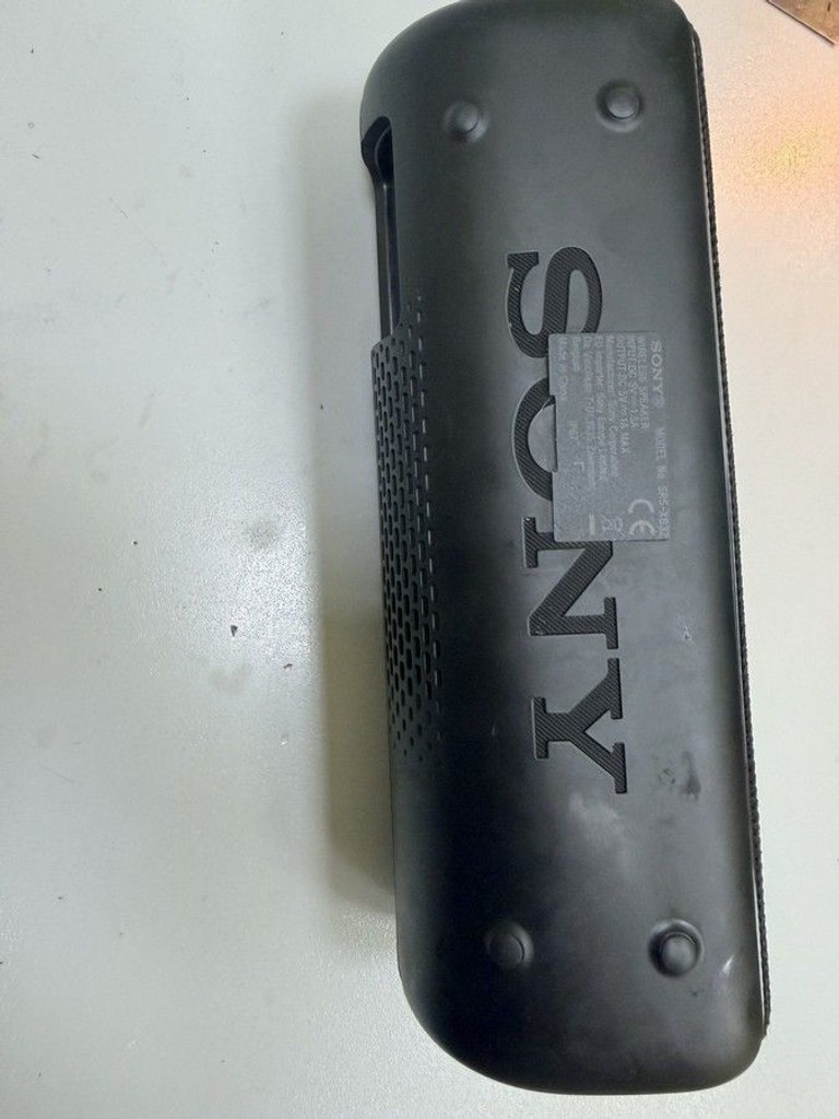 Дешиво Sony srs-xb32 с ломбарда