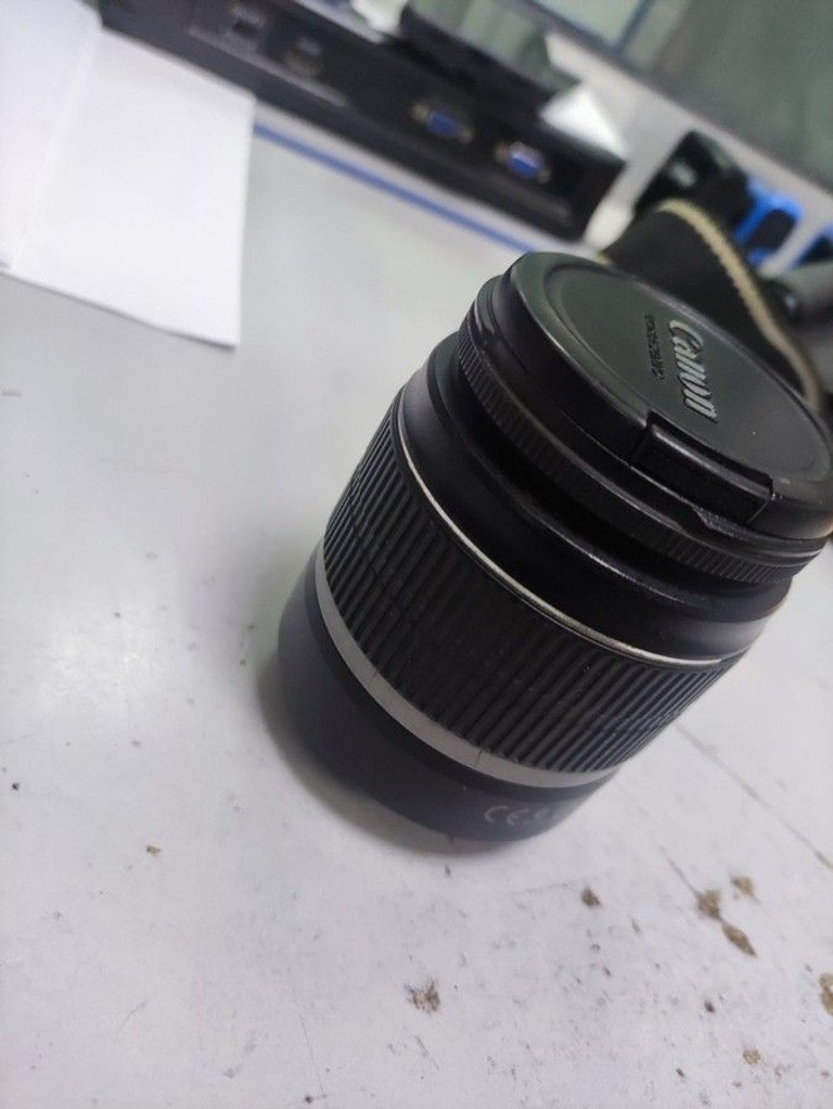 Оголошення Canon ef-s 18-55mm f/3,5-5,6 is stm Б/У