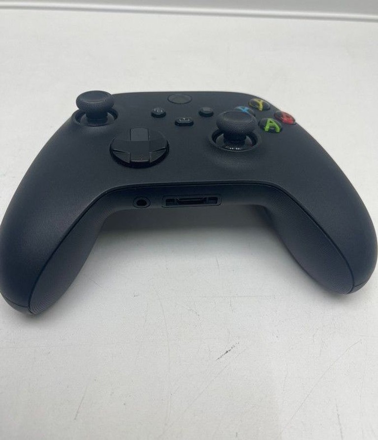 Дешиво Microsoft xbox series x s wireless controller с ломбарда