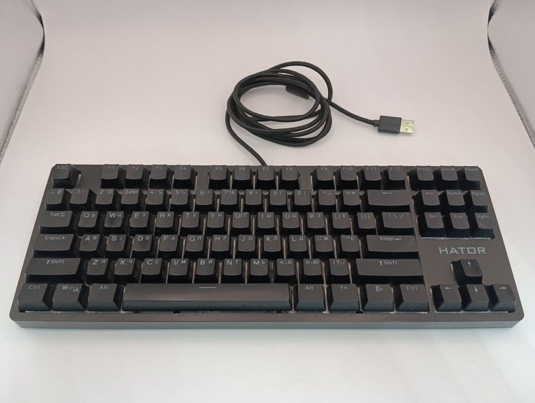 Купити Hator rockfall 2 mecha tkl Б/У