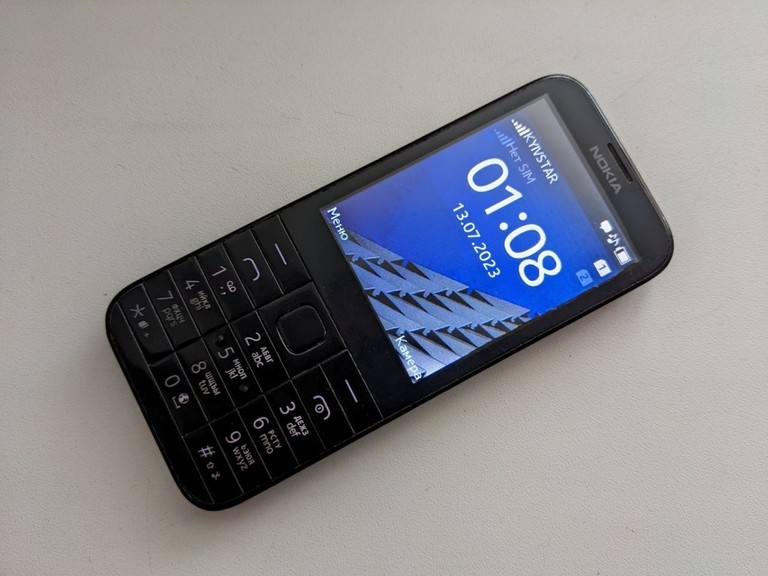 Оголошення Nokia 225 (rm-1011) dual sim Б/У