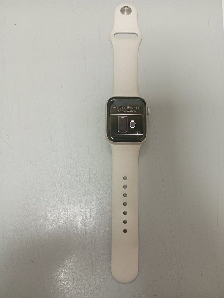Купить Apple watch se 2 gps 40mm aluminium case Б/У