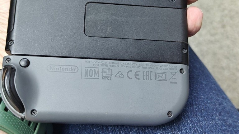 Дешиво Nintendo switch с ломбарда