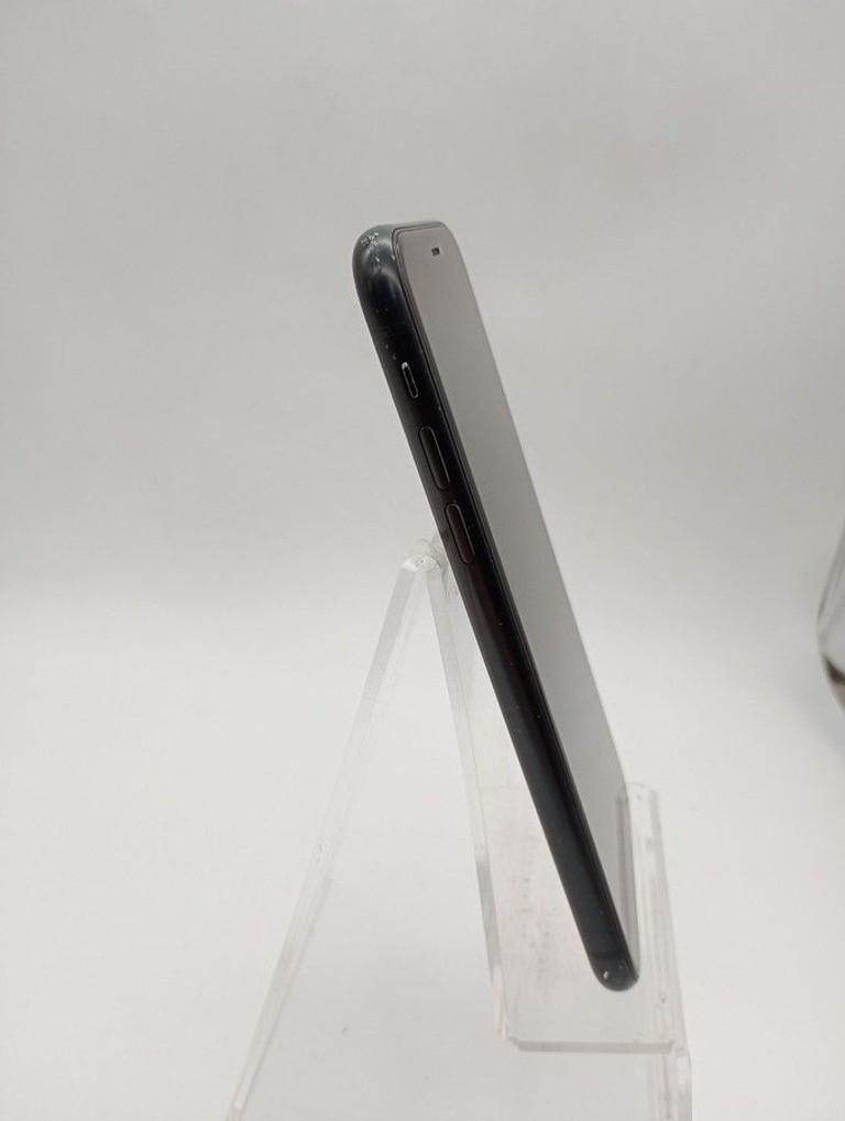 Apple iphone xr 64gb Код:01-200894019. Зображення 7