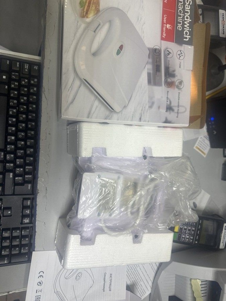 Дешево Sandwich Machine 105156 з ломбарду