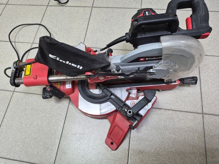 Дешево Einhell TC-SM 2531/2 U (4300805) з ломбарду