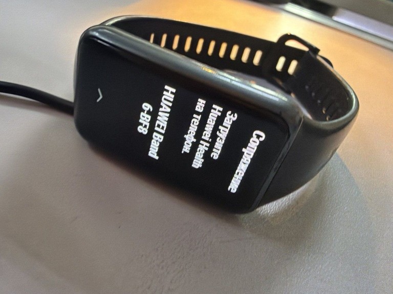 Дешево Huawei band 6 з ломбарду