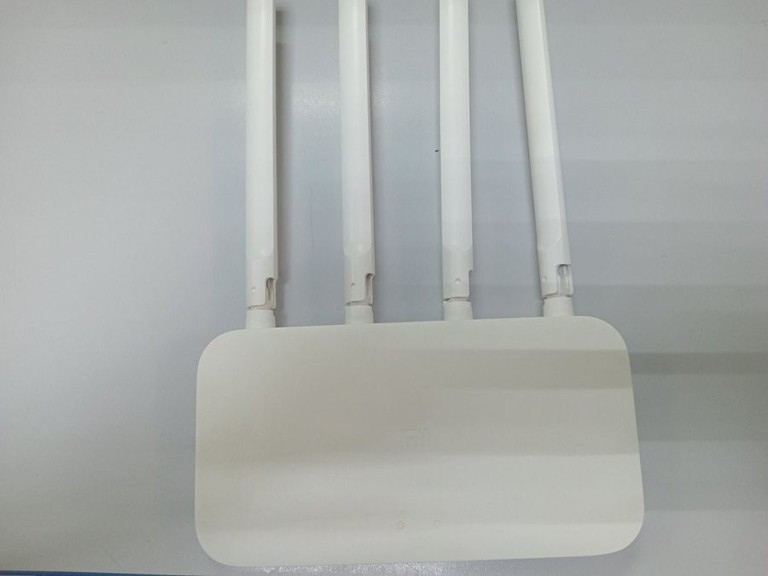 Купить Xiaomi mi wifi router 4c Б/У