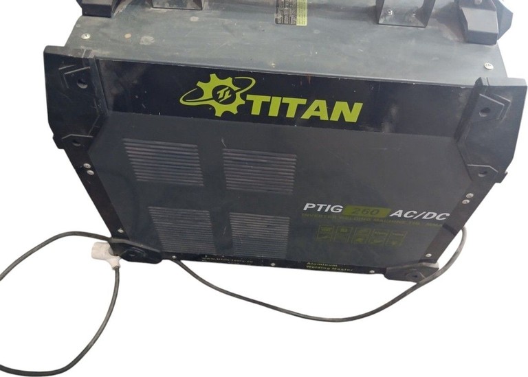 Розпродаж Titan PTIG260AC/DC-AL, продавець Техноскарб