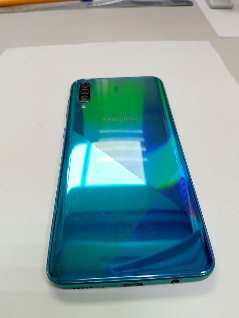 Объявление Samsung galaxy a30s 3/32gb Б/У
