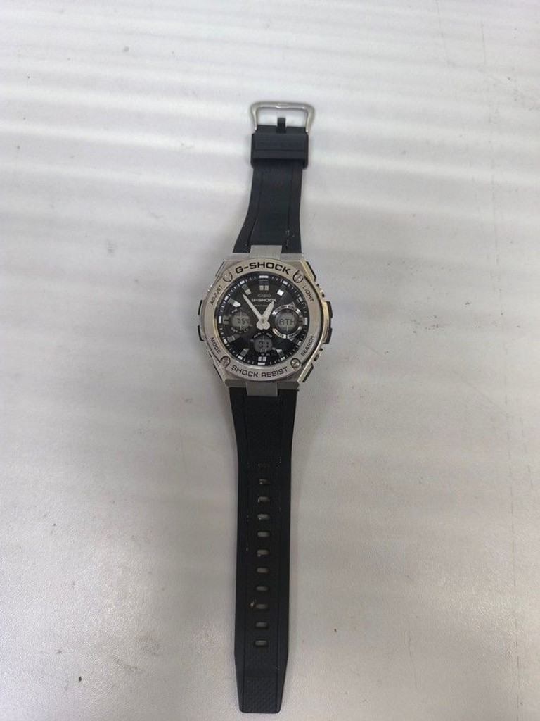 Дешиво Casio gst-w110 с ломбарда