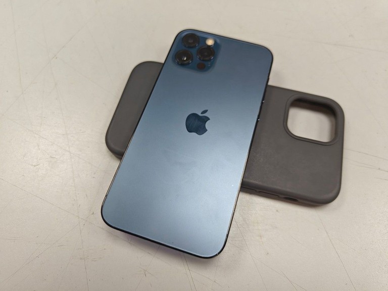Apple iphone 12 pro 128gb Код:01-201107381. Зображення 8