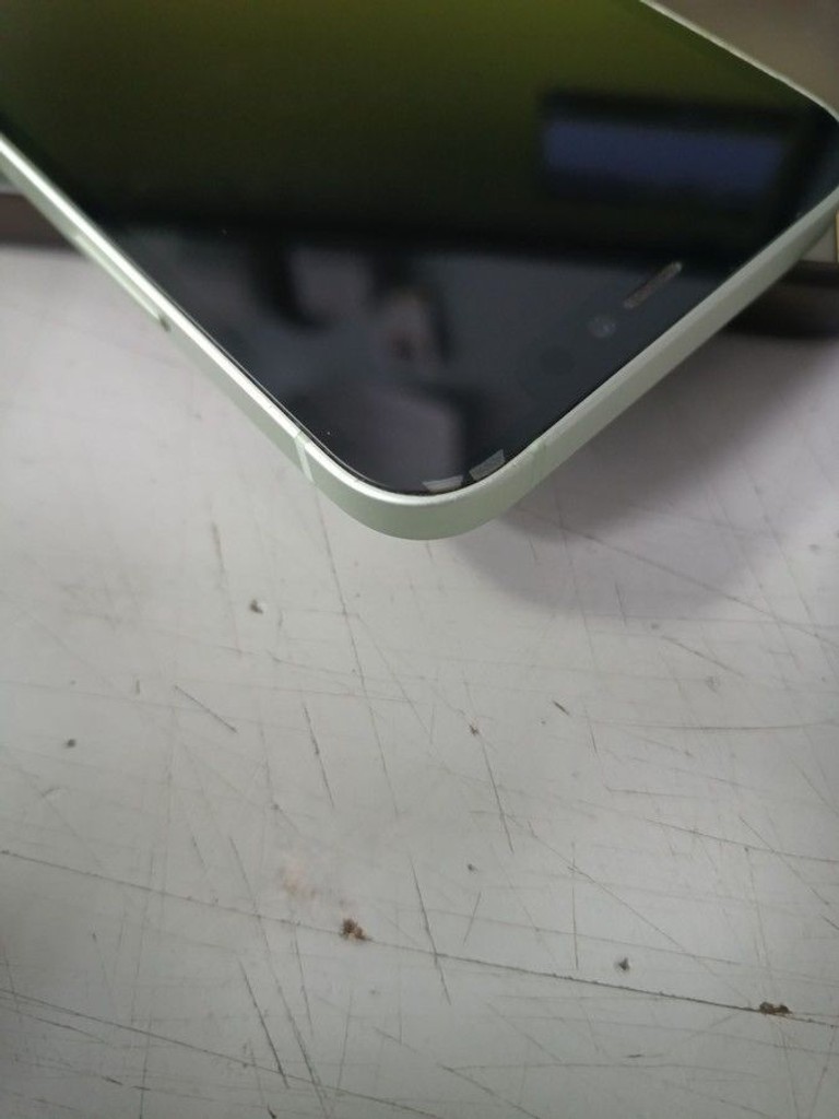 Apple iPhone 12 128GB (PRODUCT)RED Код:01-201114696. Изображение 8