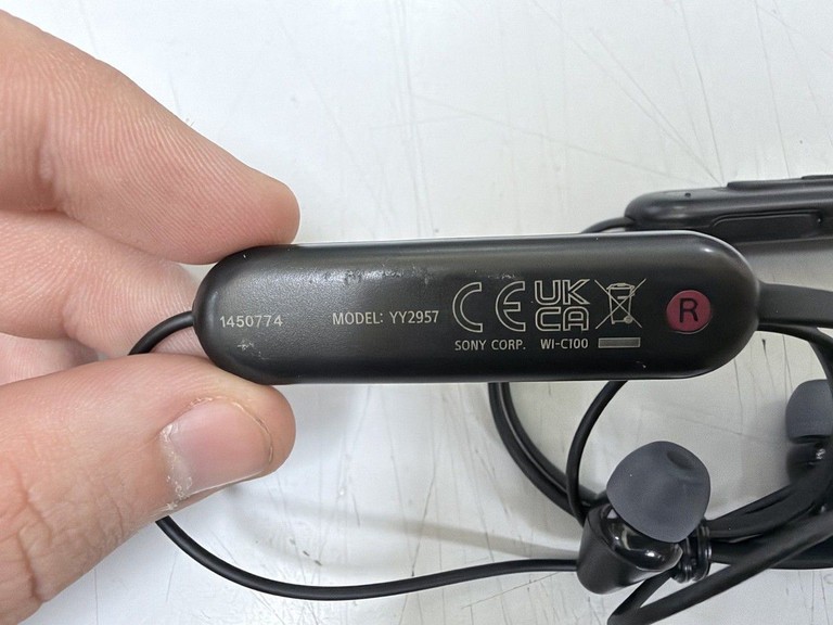 Дешиво Sony wi-c100 с ломбарда