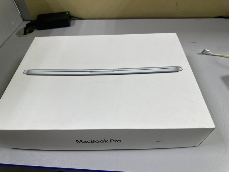 Купити Apple macbook pro a1502 екр. 13,3/core i5 2,6ghz/ram8gb/ssd128gb/retina/intel iris Б/У