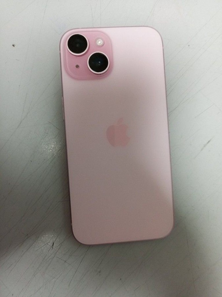 Купити Apple iPhone 15 128GB Green Б/У