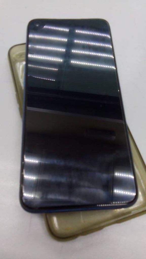 Оголошення Realme 7 4/64gb Б/У