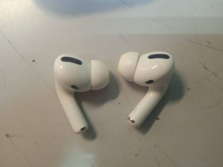 Apple AirPods Pro (MWP22)