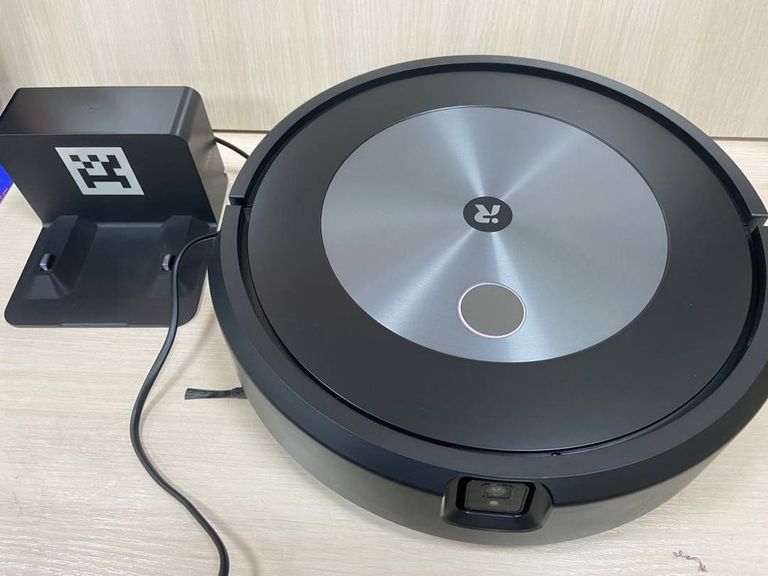 Iroomba j7