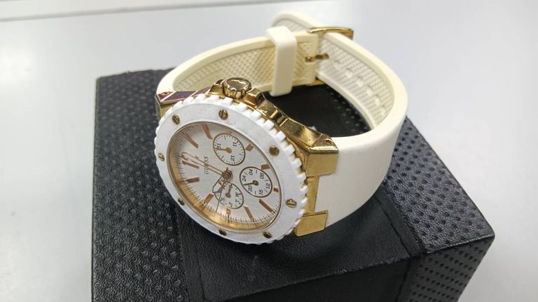 Guess W10614L2