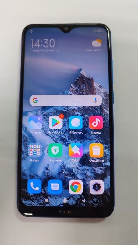 Купити Xiaomi Redmi 8A 2/32GB Black Б/У