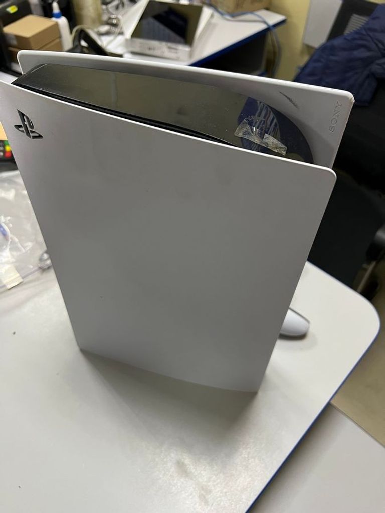 Sony PlayStation 5 825GB Код:01-200463949. Зображення 6