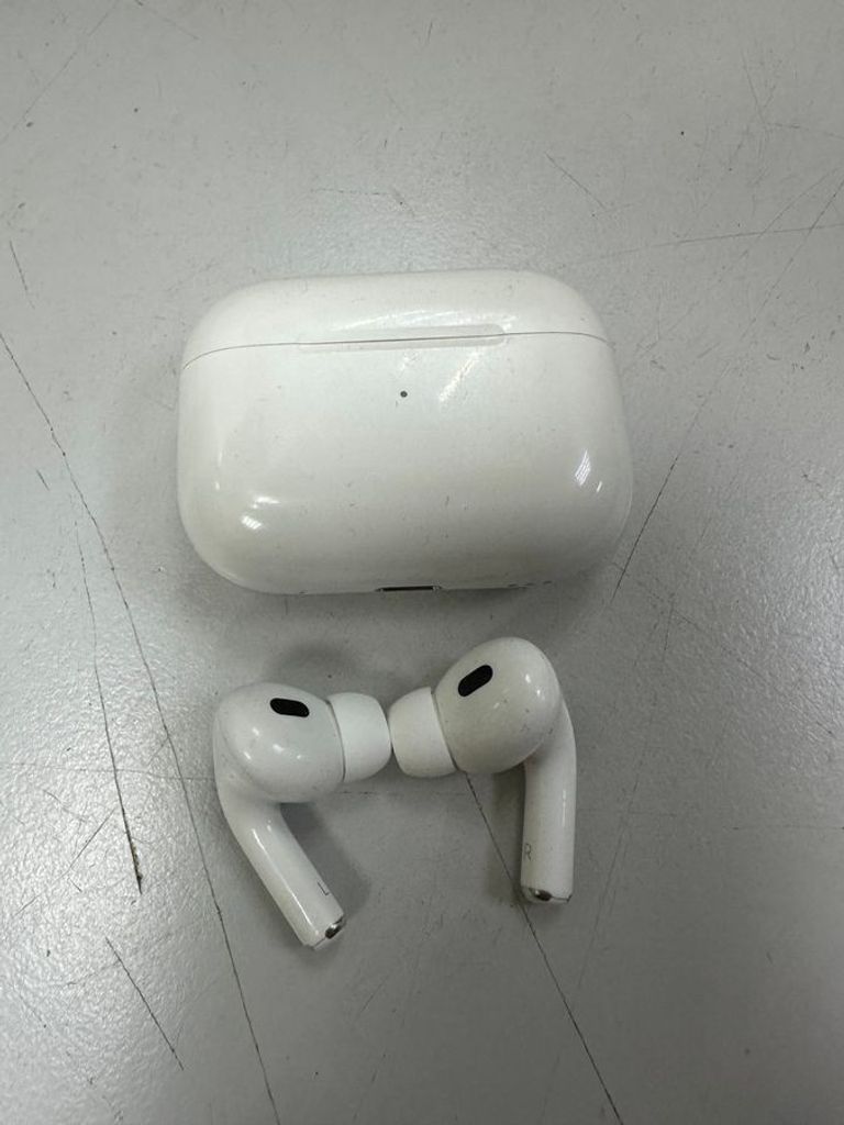 Объявление Apple AirPods Pro 2nd generation (MQD83) Б/У