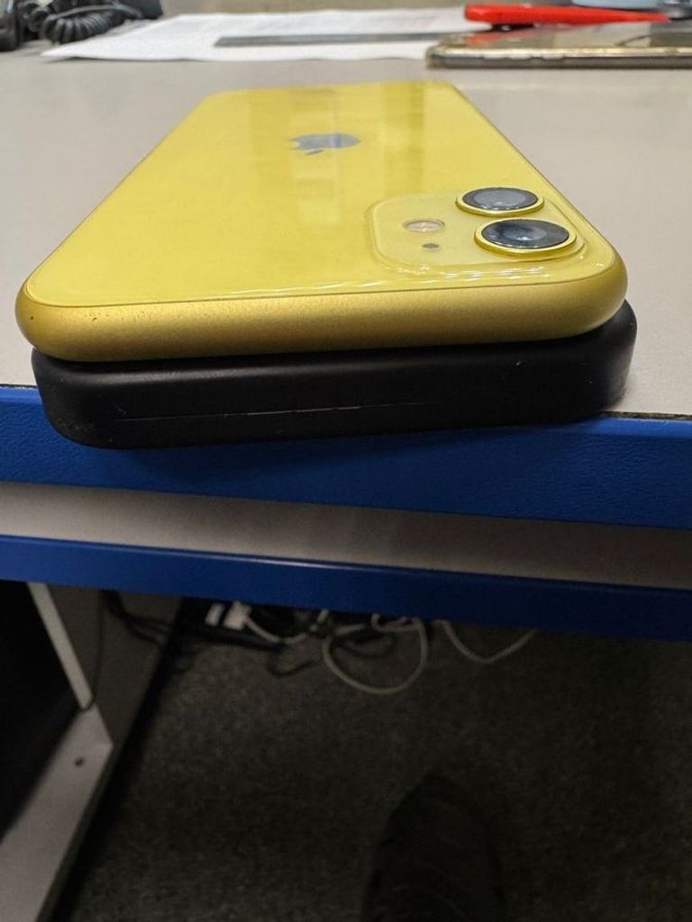 Оголошення Apple iphone 11 64gb Б/У