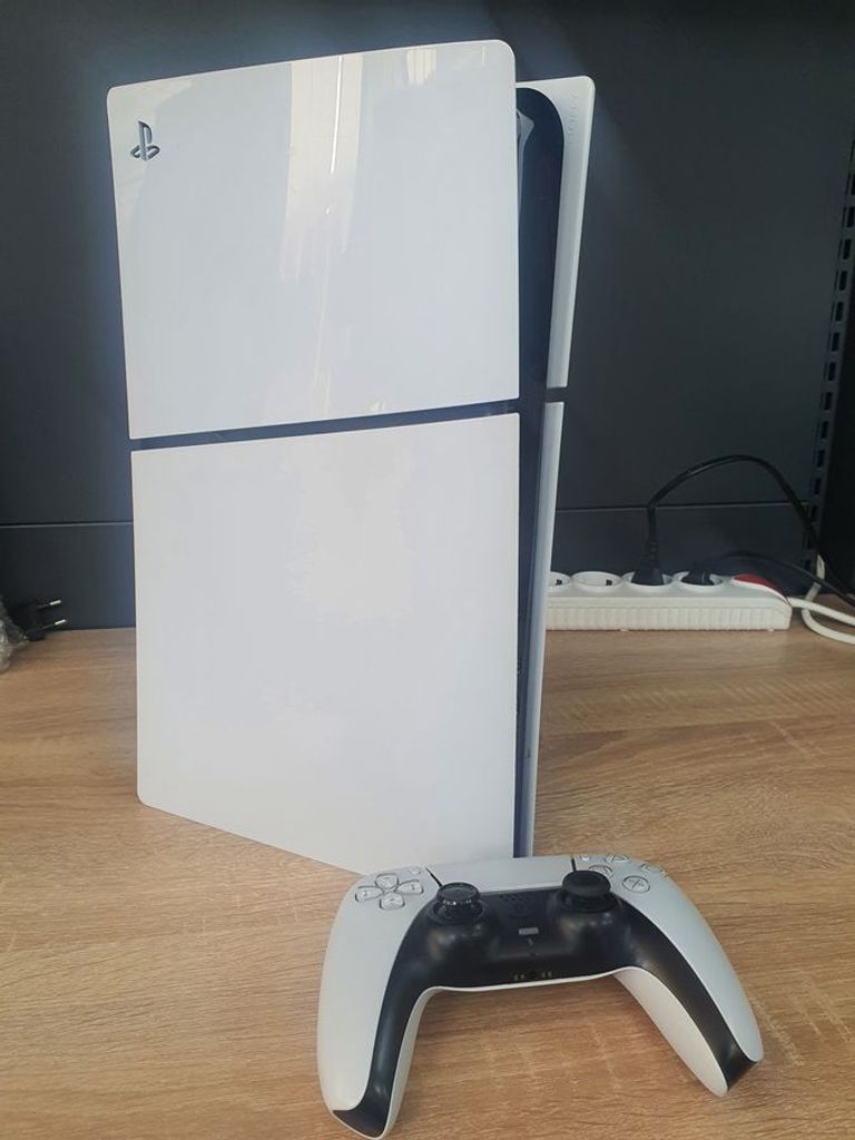 Объявление Sony PlayStation 5 Slim Digital Edition 1TB Б/У