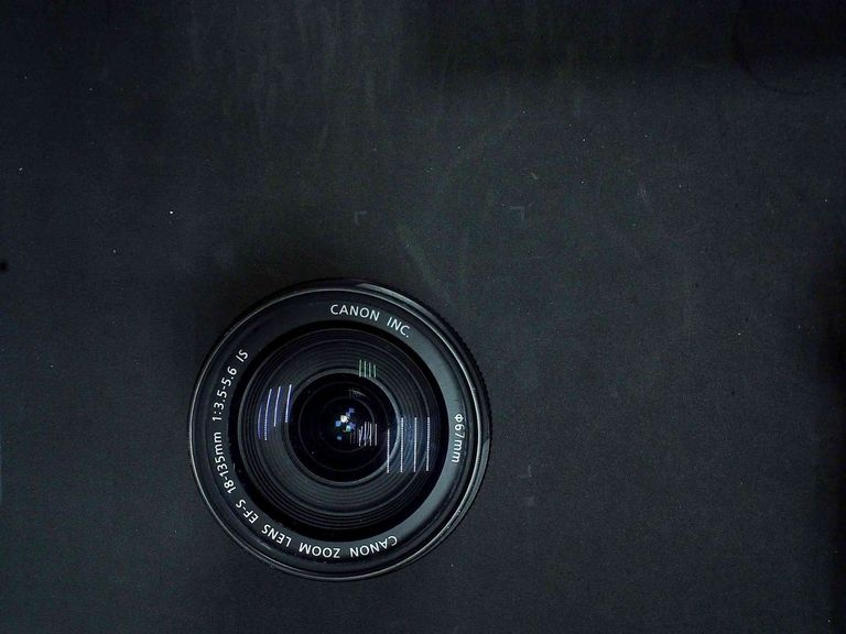 Объявление Canon EF-S 18-135mm f/3,5-5,6 IS Б/У