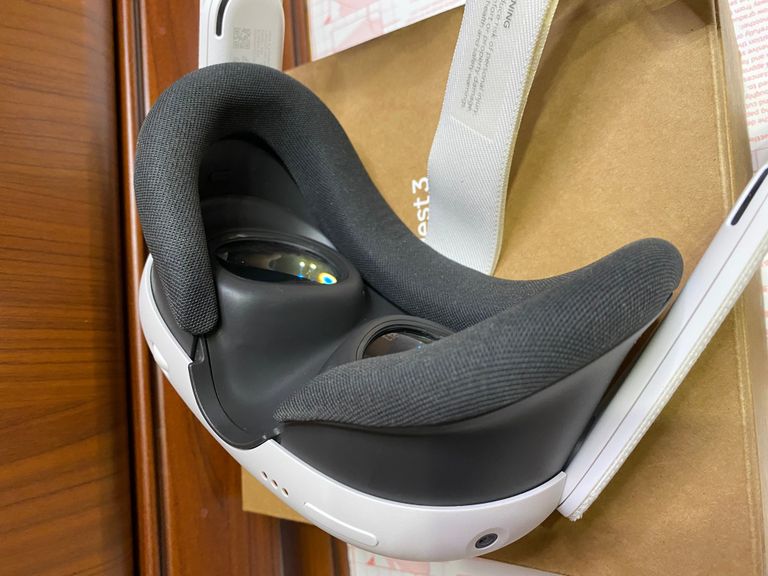 Дешево Oculus Quest 3 128GB з ломбарду