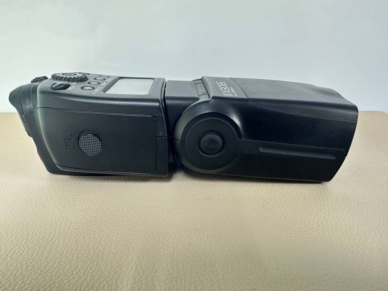 Canon Speedlite 580EX II Код:01-200611737. Изображение 7